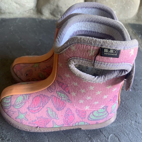 Mud winter boots toddler size 8 - Picture 2 of 5